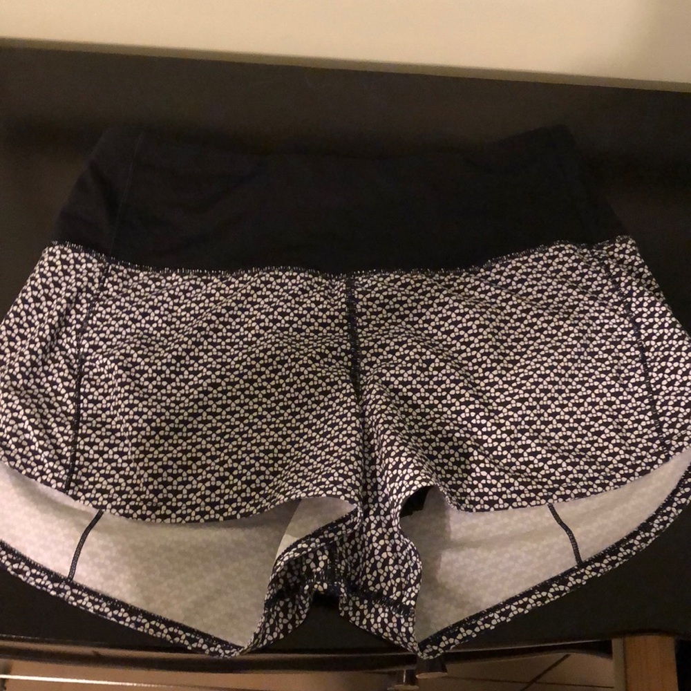 High rise lululemon speed shorts 2.5”